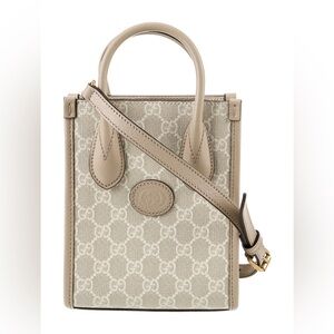 Gucci Beige GG Cloth handBag Like New